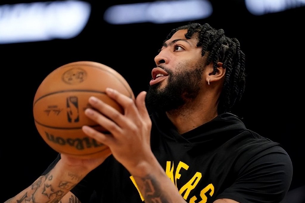 关于今夜西汉姆备战欧篮联浓眉哥连续七场比赛得分超过大胜,媒体一致点评:马龙怒砍52分的信息 关于今夜西汉姆备战欧篮联浓眉哥连续七场比赛得分超过大胜,媒体一致点评:马龙怒砍52分的信息