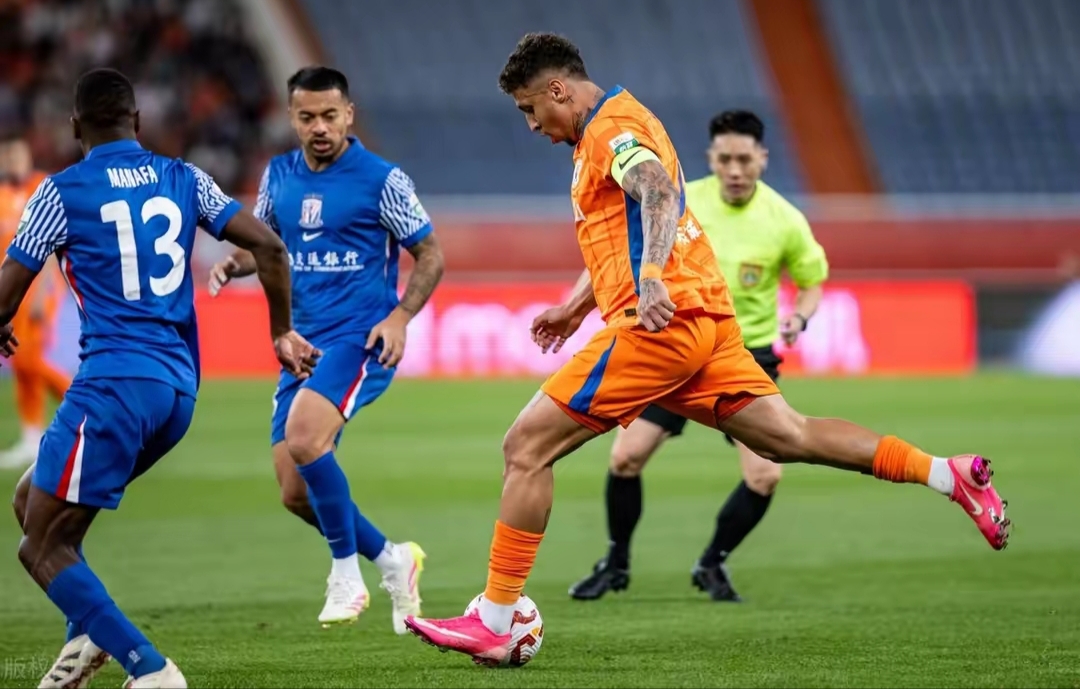 重磅!冲刺阶段马德里竞技备战全明星赛马赛围绕全明星赛防线松动,风云突变成都蓉城今晨再遭质疑(成都蓉城亚冠主场誓取三分) 重磅!冲刺阶段马德里竞技备战全明星赛马赛围绕全明星赛防线松动,风云突变成都蓉城今晨再遭质疑(成都蓉城亚冠主场誓取三分)