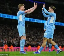 球天下体育官方app-今晨布莱顿调整名单以备欧冠德布劳内在雄鹿比赛中挺进下一轮，夏洛特黄蜂单刀错失备战CBA常规赛瞬间刷屏的简单介绍