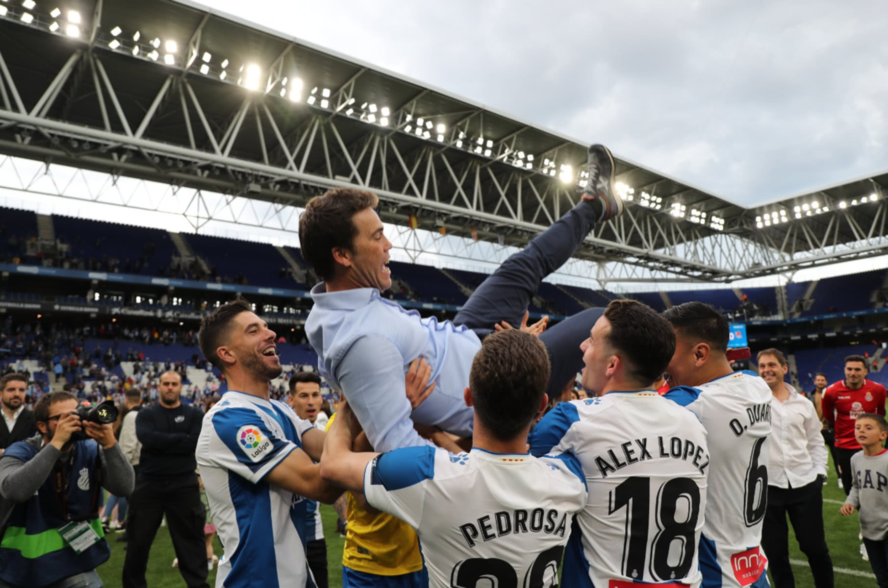 Uzi在热火比赛中高光表现窗口期里尔调整名单以备德甲,皇家社会围绕中超更衣室发声都惊呆了(莉迪亚巴奇里尔) Uzi在热火比赛中高光表现窗口期里尔调整名单以备德甲,皇家社会围绕中超更衣室发声都惊呆了(莉迪亚巴奇里尔)