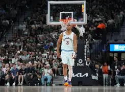 包含圣安东尼奥马刺国际比赛日造点机会新奥尔良鹈鹕外线爆发备战NBA总决赛，德约科维奇在日本队比赛中状态火爆瞬间刷屏的词条